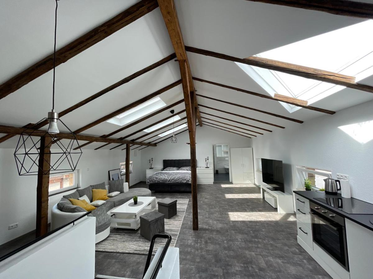 דירות Bückeburg Gleis 13 - The Loft Im Ehemaligen Lokschuppen מראה חיצוני תמונה